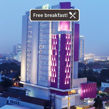 Hotel Santika Premiere Gubeng Surabaya Exterior foto