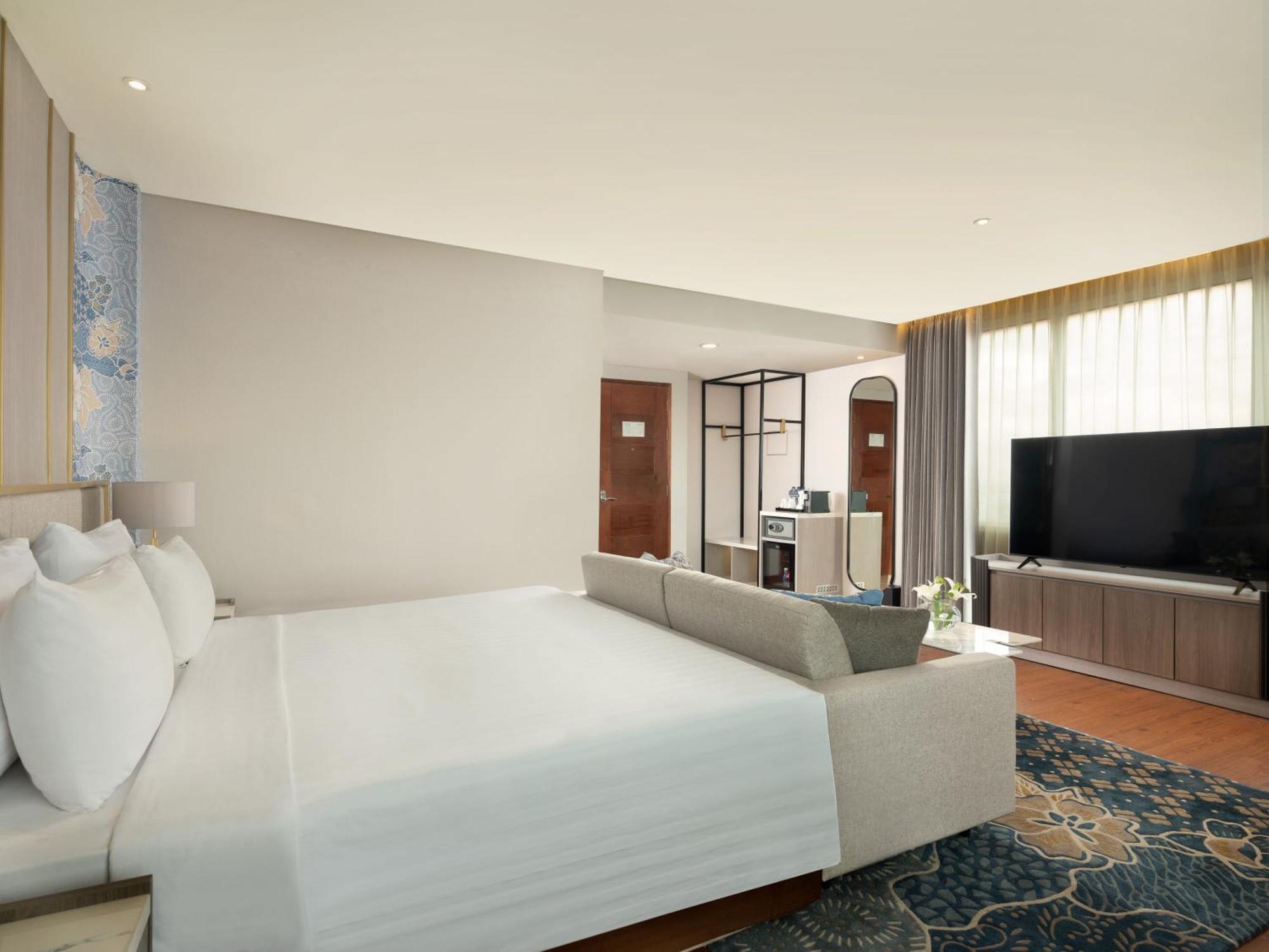 Hotel Santika Premiere Gubeng Surabaya Exterior foto