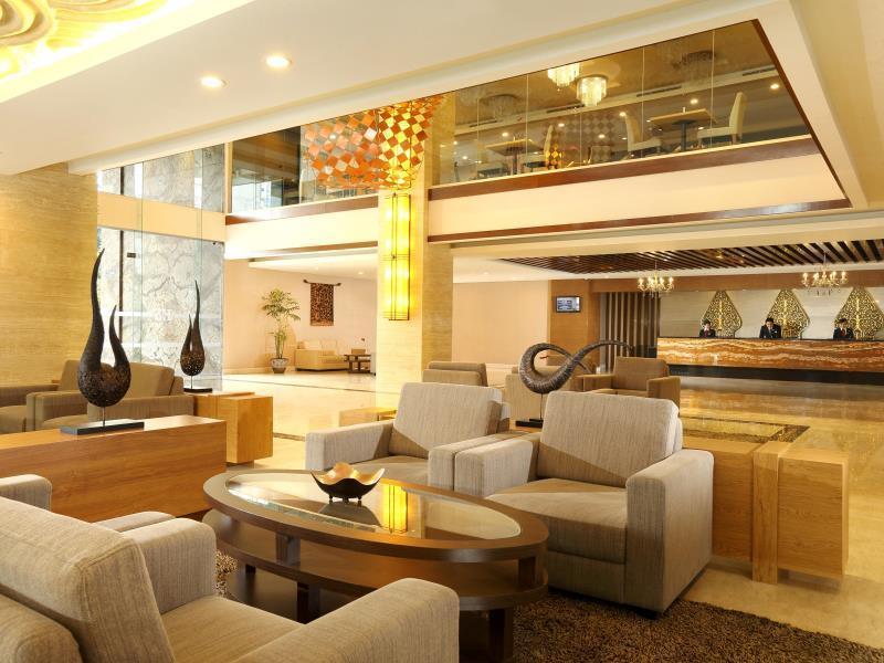 Hotel Santika Premiere Gubeng Surabaya Exterior foto